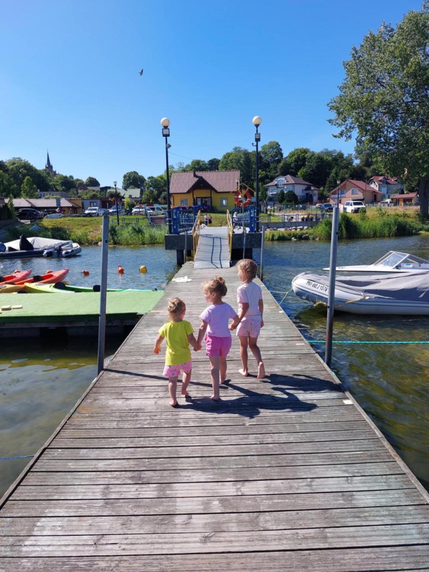 Cyprys Pokoje Z Mini Aneksami Kuchennymi Dla Rodzin Z Dziecmi Wladyslawowo Bagian luar foto